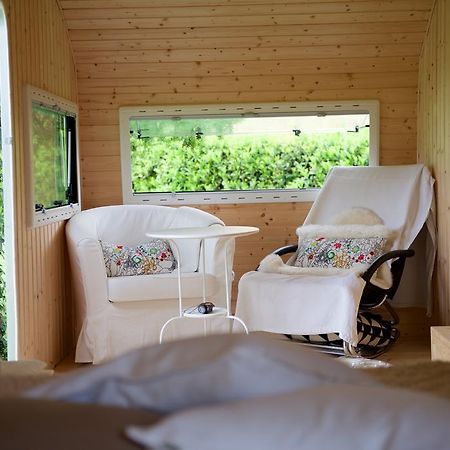 B&B Aura Rossa Quartino Екстериор снимка