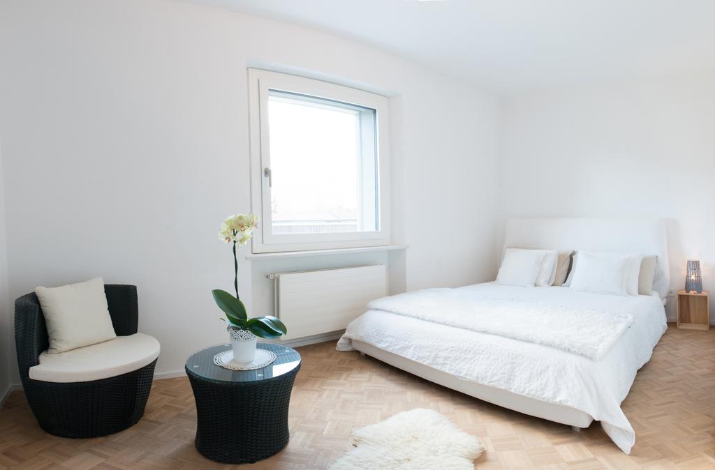 B&B Aura Rossa Quartino Екстериор снимка